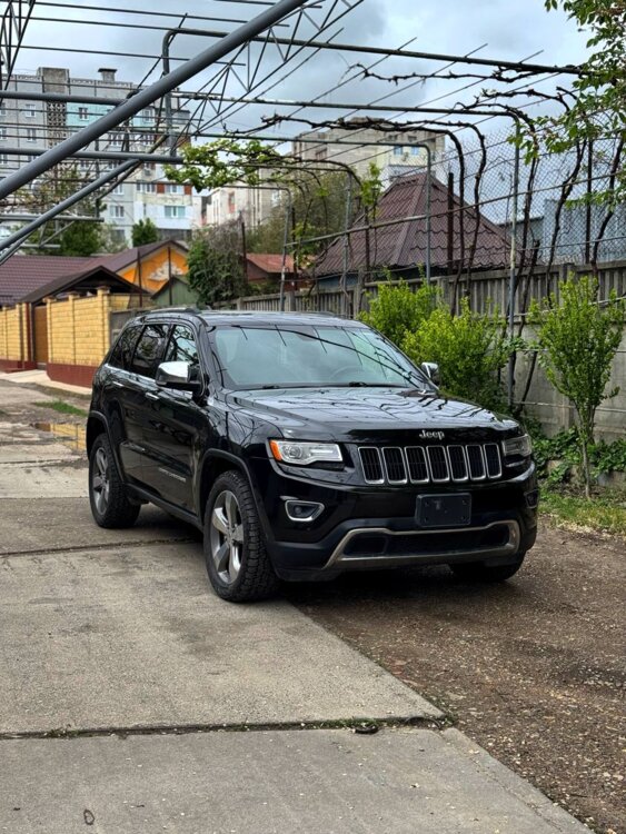 Продам Jeep Grand Cherokee Limited 2015 год 4x4 3.0 дизель Автомат