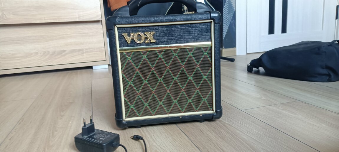 Комбик Vox Da5
