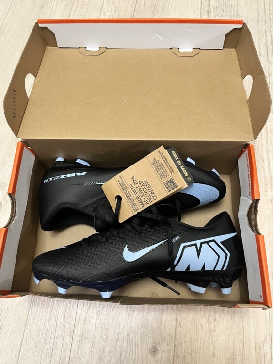 Продам бутсы Nike Mercurial Vapor 16 Academy