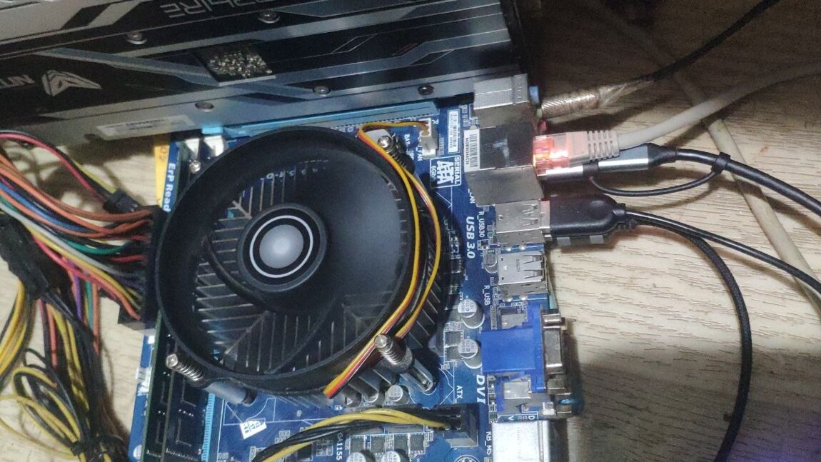 Комплект GA-B75M-D2V Блок п. 600w RX 570 8gb Kingston DDR3 DDR4 Ryzen