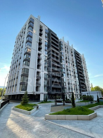 3-комнатная квартира, 84 м², Кишинёв, Чентру