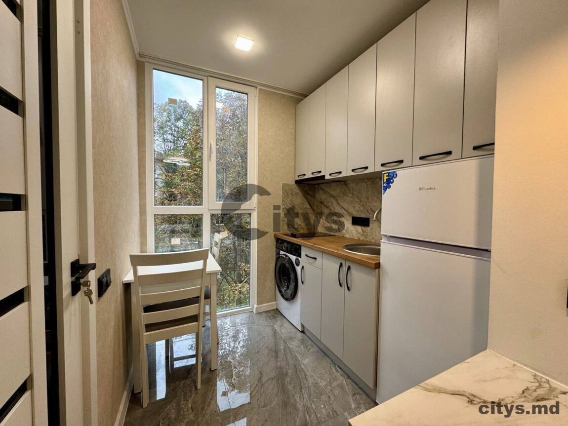 1-комнатная квартира, 17 м², Кишинёв, Чентру
