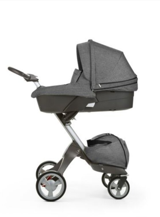 Супер удобная и высокая коляска Stokke 3 в 1!