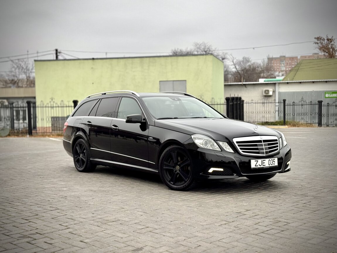 Mercedes E212, 2.2 дизель, 2010 год, нейтральные номера
