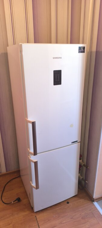Холодильник Samsung NoFrost