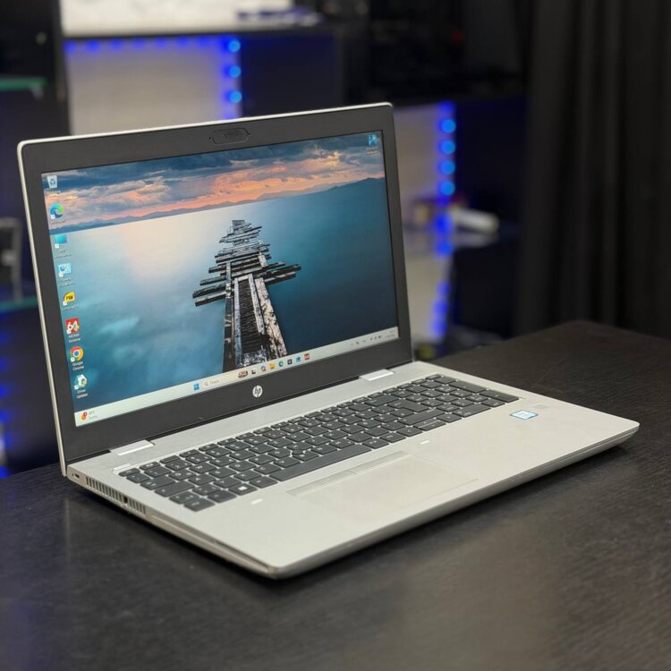HP ProBook 650 G4| i5-8265U| 8 GB DDR4| SSD 240gb