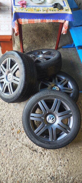Продам диски Volkswagen 5x112