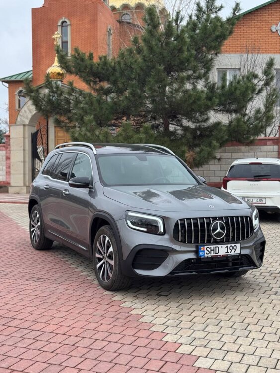 Продам Mercedes-Benz GLB, 2020 год, 2.0 бензин. Коробка автомат. MD
