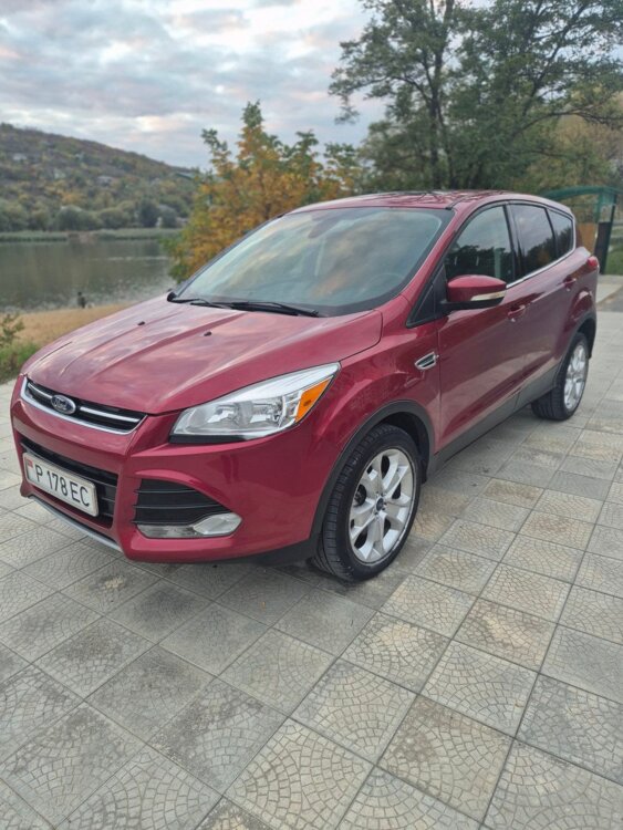 Продам Ford Escape