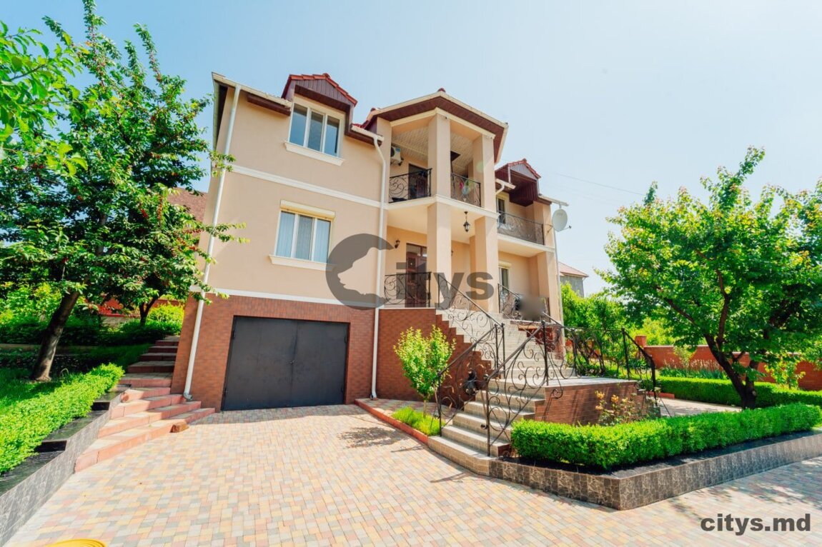 Casa - 260 m² , Chisinau 449000 €