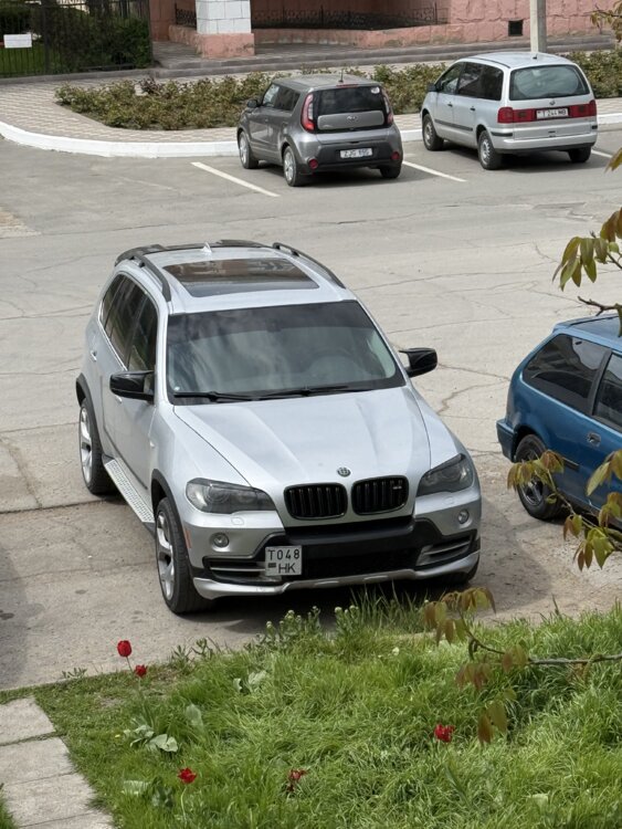 Срочно ПРОДАМ BMW E70 4.8 (самый мощный мотор в до ресте)
