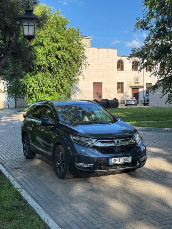 Honda CR-V, 2.0 Hybrid, 2021 год выпуска. Европейка.