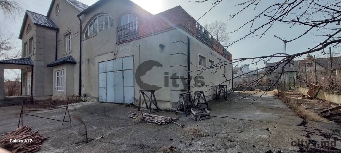 Casa - 500 m² , Chisinau 80000 €