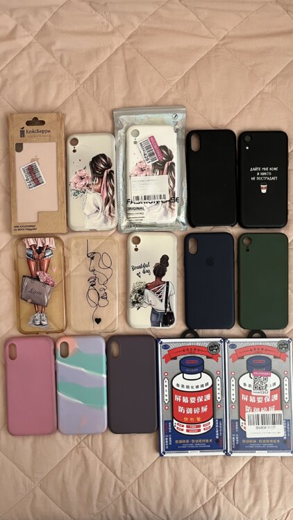 Чехлы и стекла на iPhone 11/XR