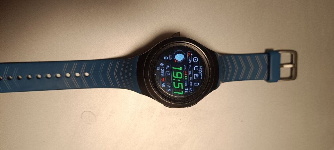 Смарт-часы Samsung Gear S2 Mendini Edition Идеал зарядка