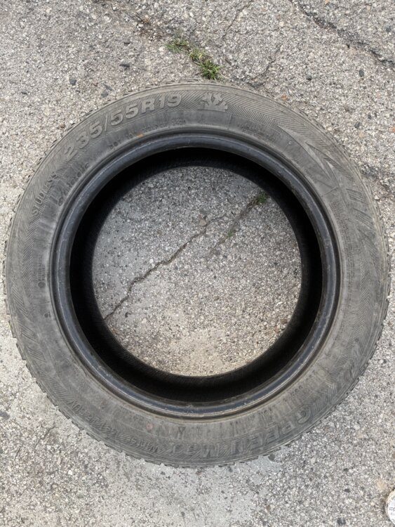 Продам зимнюю резину 235/55/ R19 GREEN-Max
