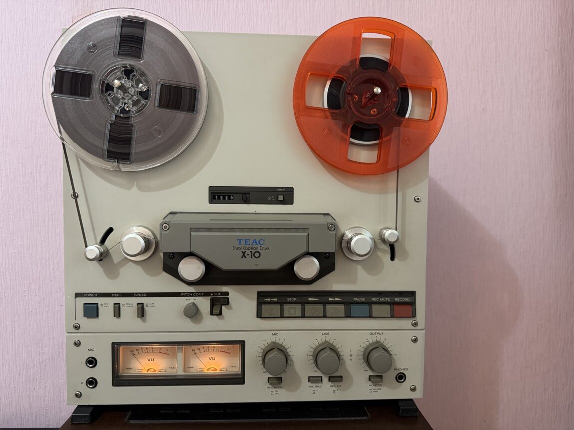 Японский катушечный магнитофон TEAC X10