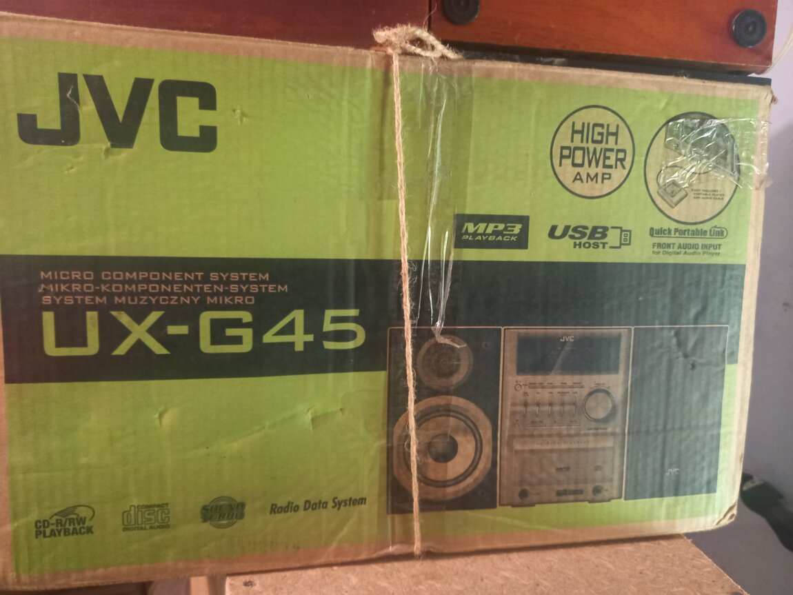 М. центр JVC