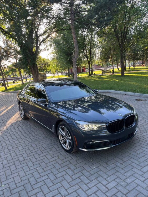 BMW 7 Series, 2016 год, идеальное состояние