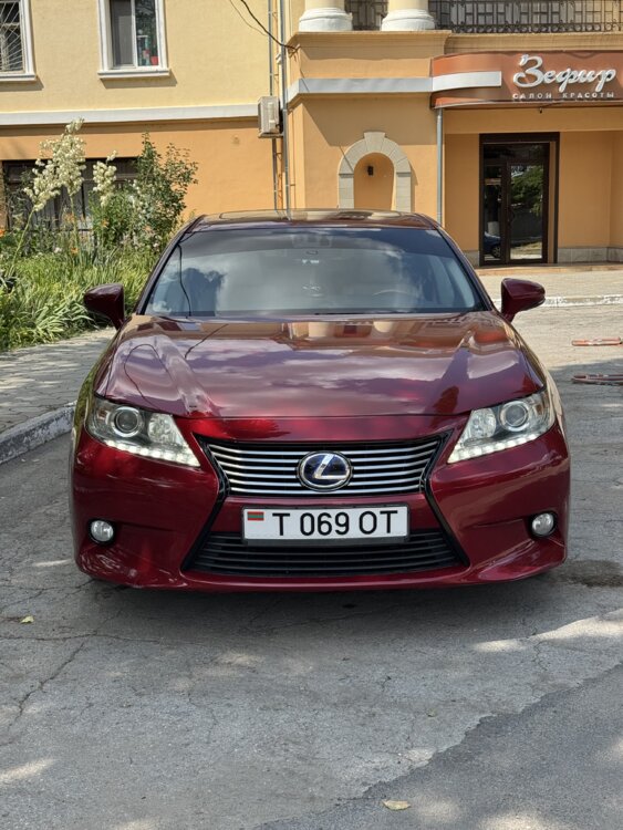 Lexus ES300h, гибрид, отличное состояние, изумительный цвет