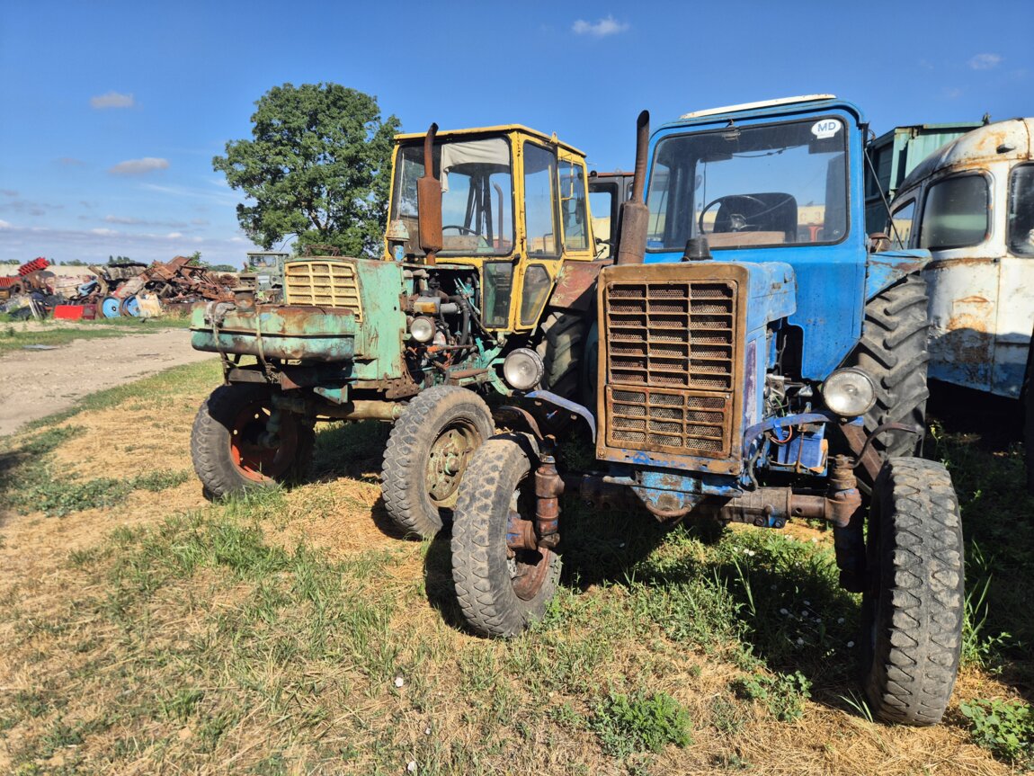Продам МТЗ-80 и ЮМЗ-6