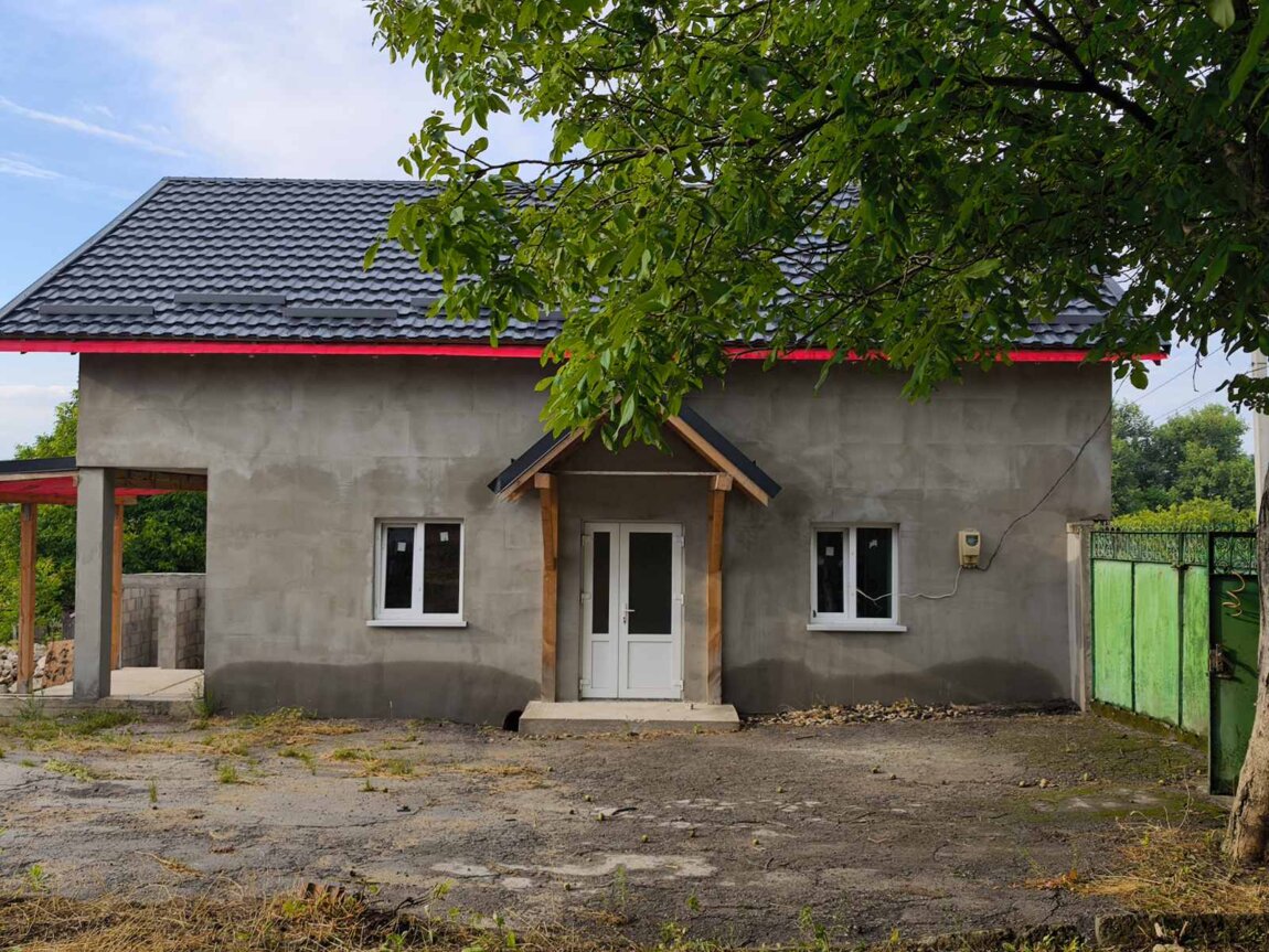 La doar 17 km de Chisinau, în Ratuș, casă nouă, dată în exploatare 99500 €