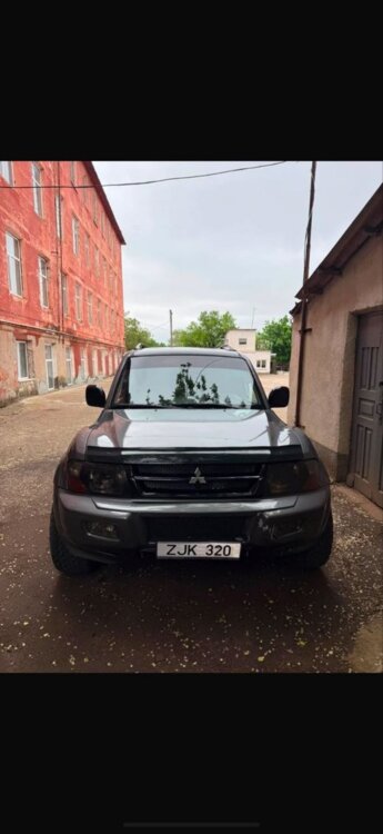 Экономичный и Надежный Автомобиль"