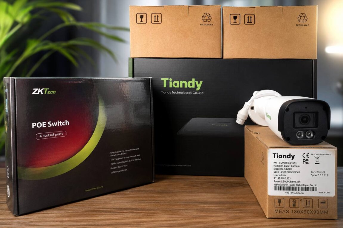 Комплект видеонаблюдения Tiandy — 4 камеры + регистратор + PoE Switch