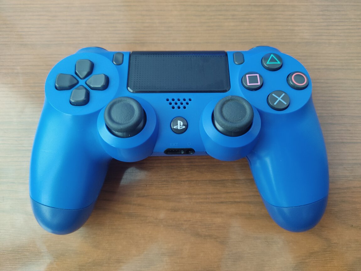 Геймпад DualShock 4 для PlayStation 4