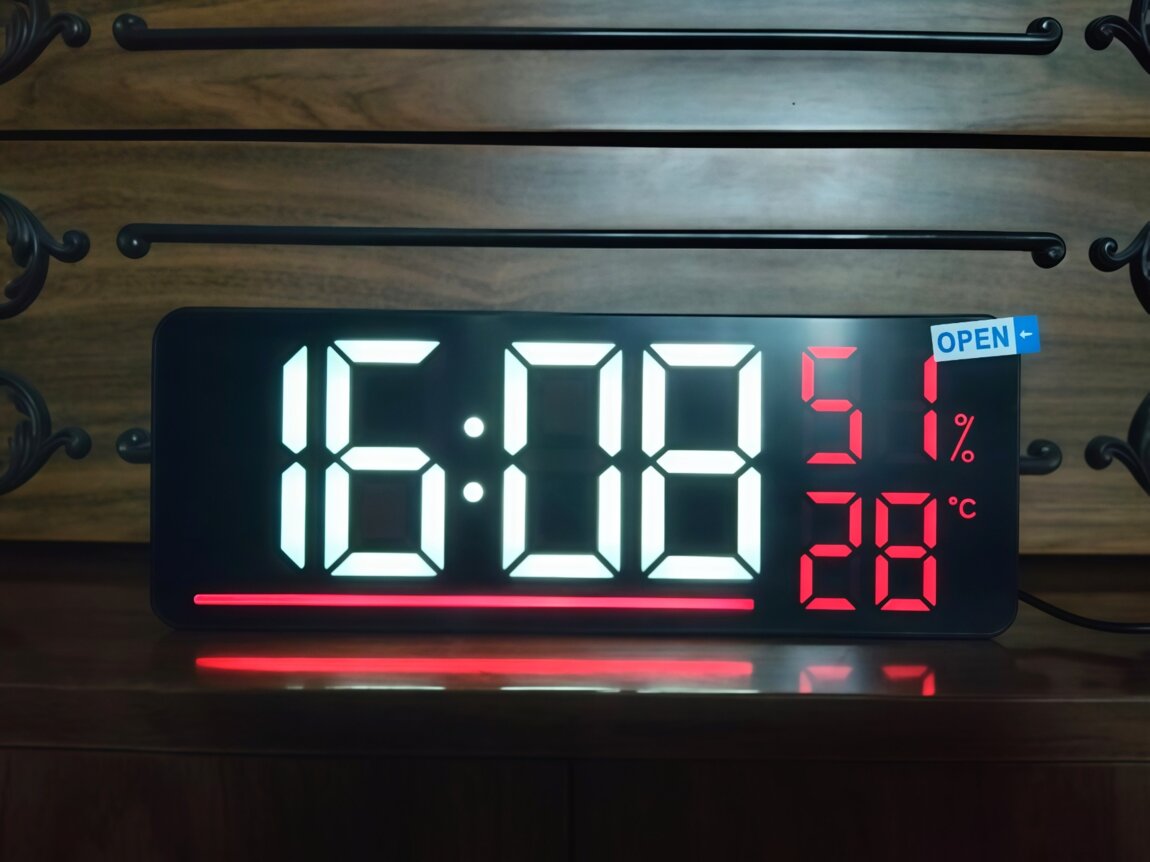 Продам часы
