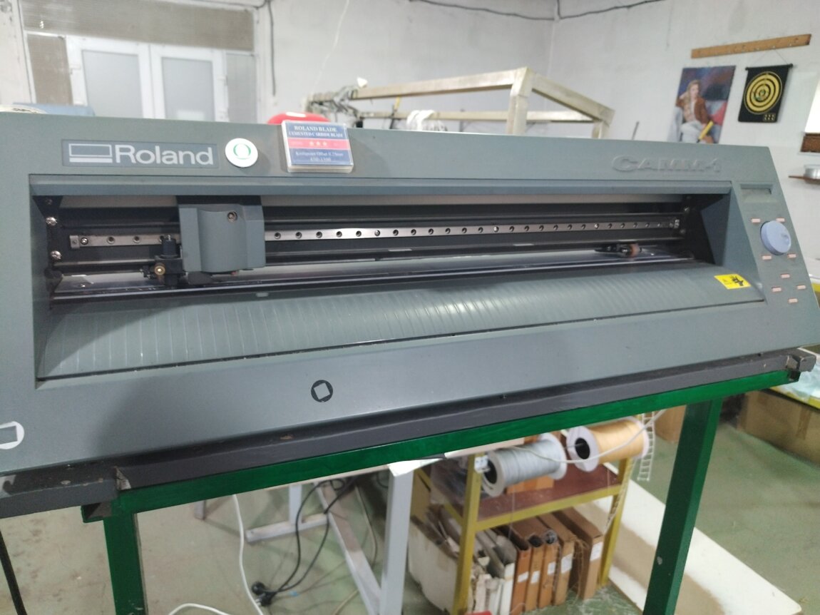 Продам плоттер Roland CAMM-1