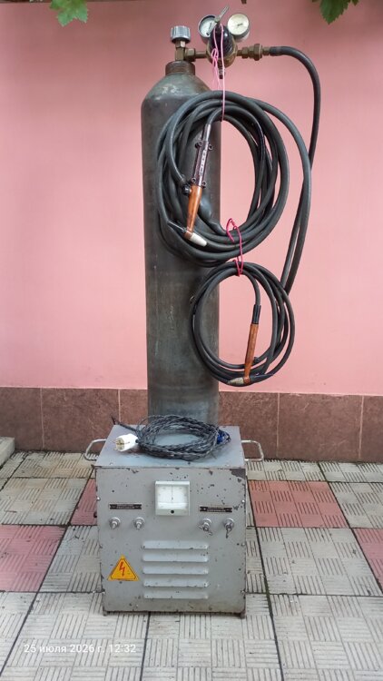 Продам аргоновую установку 2.5 кВт AC/DC