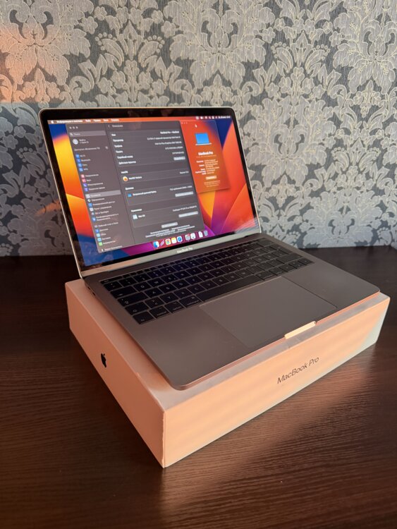 MacBook Pro 13.3 2017 i5/8gb/256gb