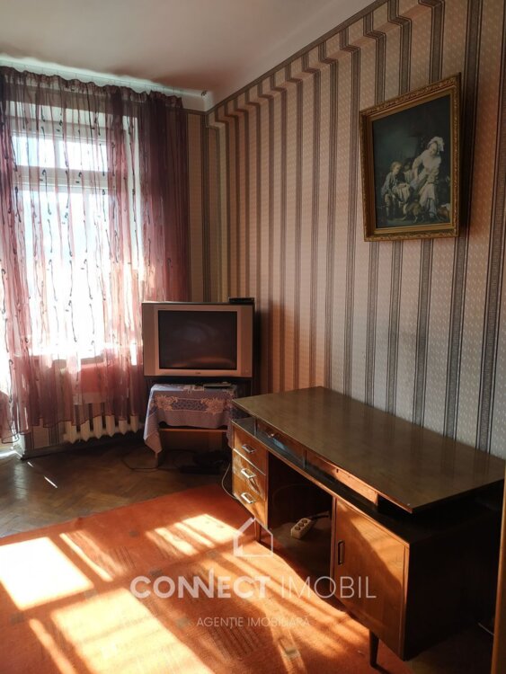 str. George Coșbuc, Centru, Chișinău 89000 €
