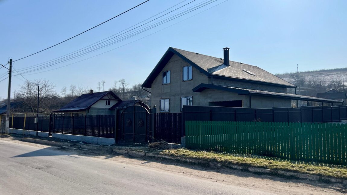 Ialoveni, sat. Mileștii Noi 145000 €