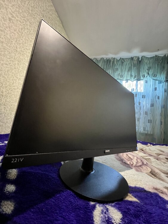 Philips 221V8/00 21.5” Full HD 75 Гц VA