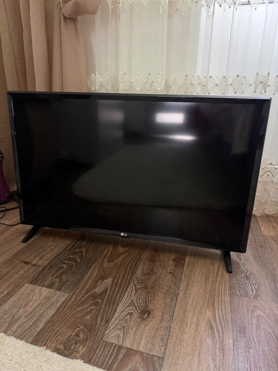 Продам телевизор LG