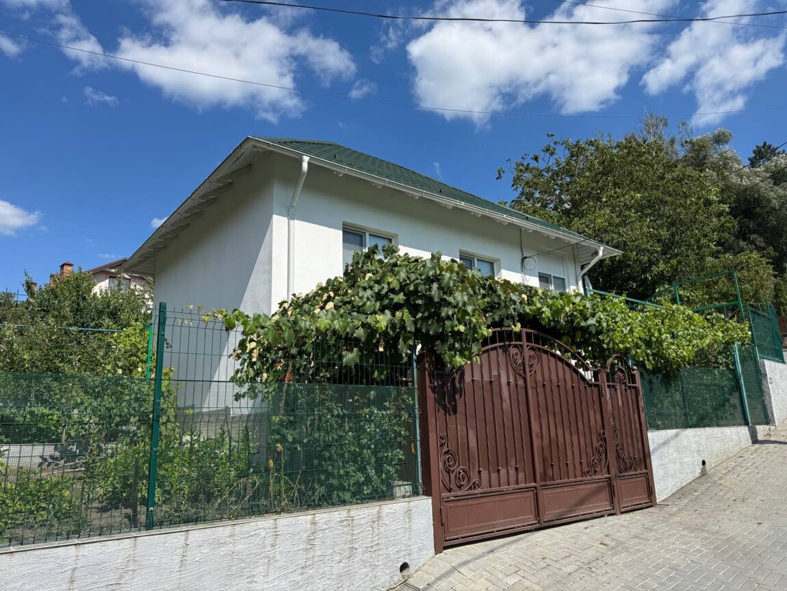 Oază de liniște la doar 7 km de Chișinău – Gata de mutat 180000 €