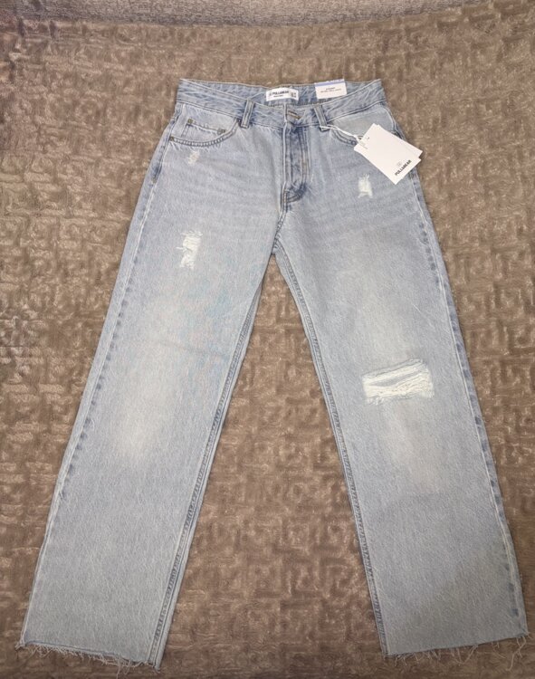 Продам НОВЫЕ джинсы pull&bear
