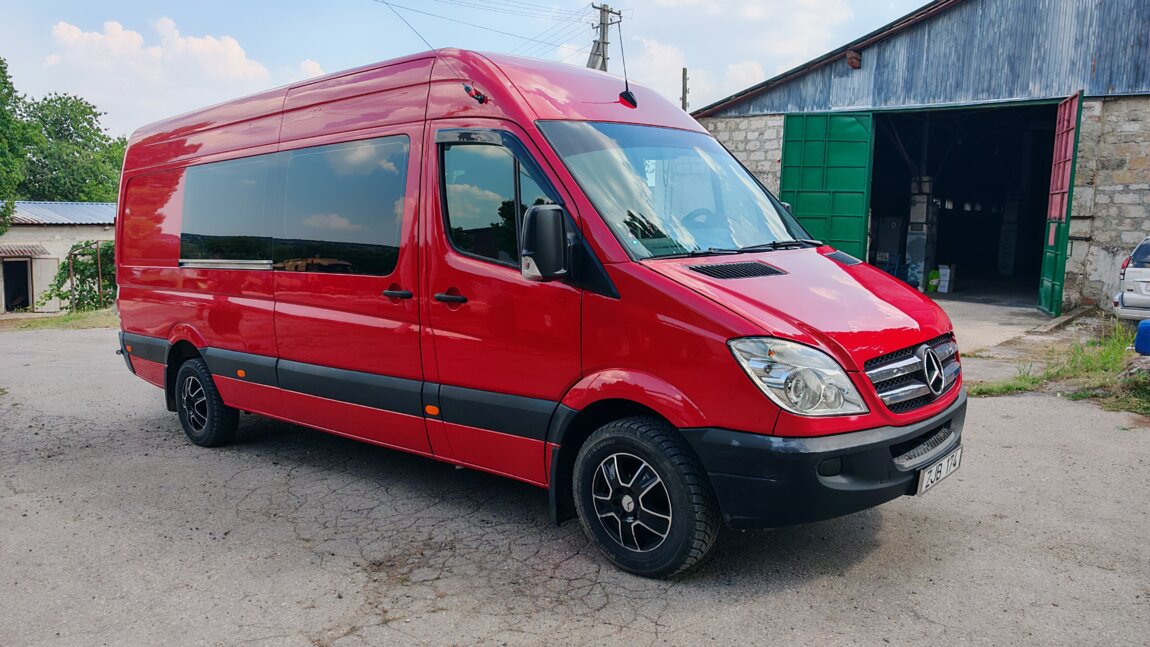 Mercedes Sprinter 3.2 CDI 2010г. акпп. 8 мест.