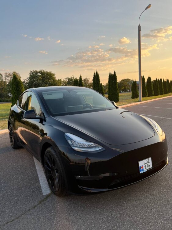 Продам Tesla Model Y, 2023 год, максимальная батарея!