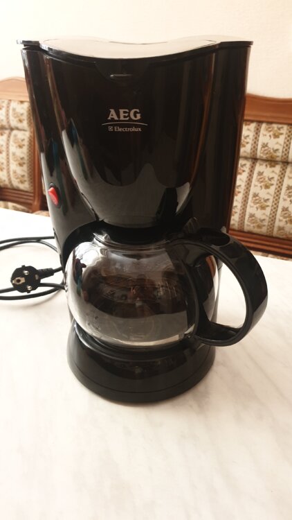 Кофеварка AEG Electrolux, фритюрница Krups