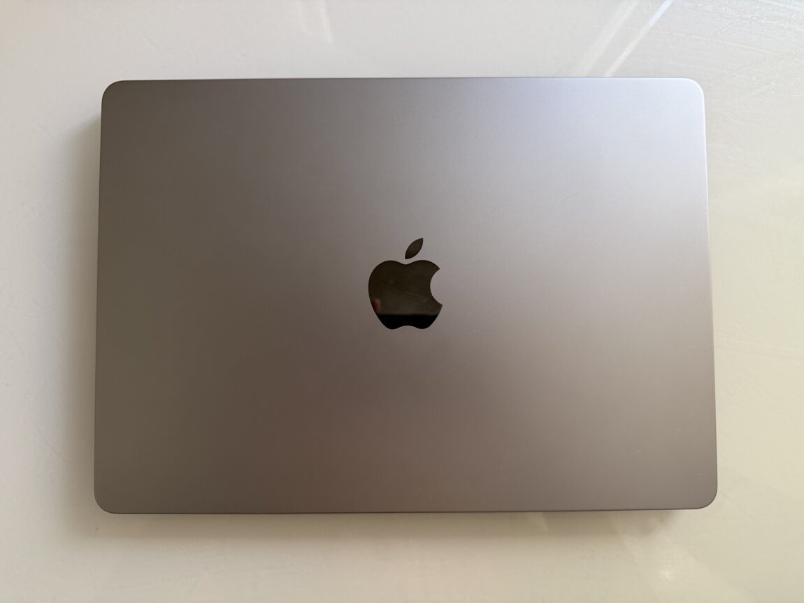 Apple MacBook Air M3 13,6” Space Gray