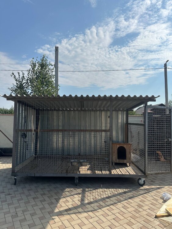 Продам вольер для собак