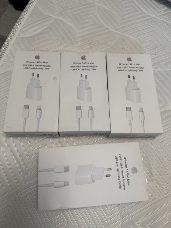 Зарядные устройства для iPhone (lightning)