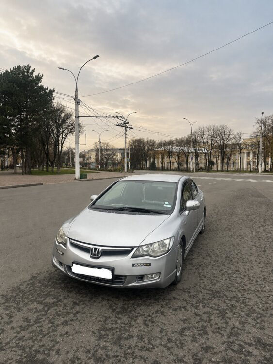 Продам Honda Civic Hybrid