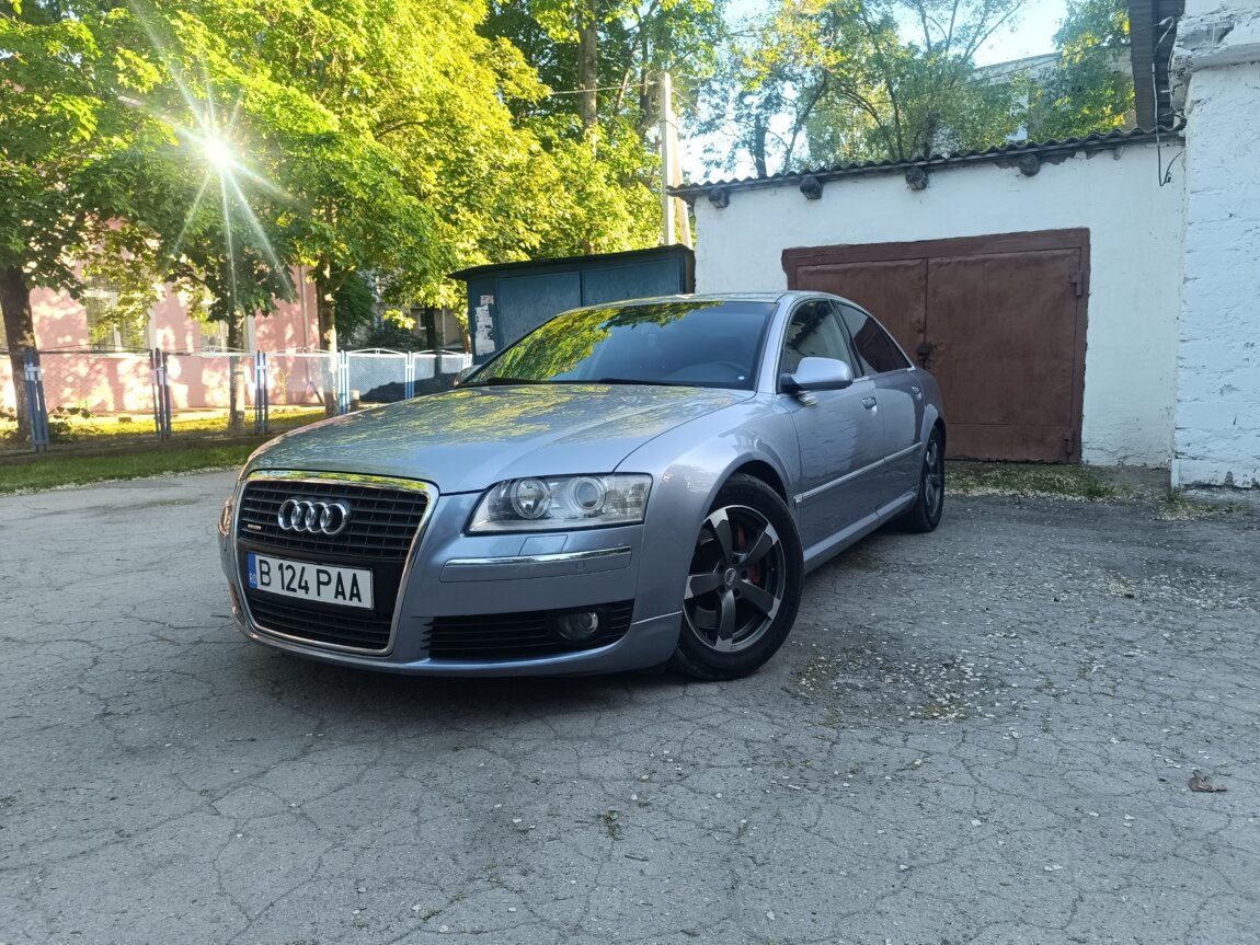 Продам Audi A8D3