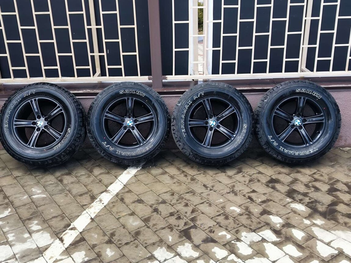 Шины с дисками BMW (цена за 4 шт)