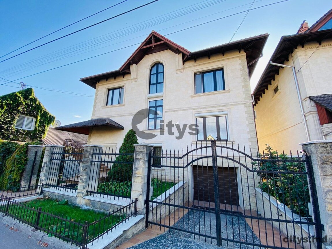 Casa - 560 m² , Chișinău, Buiucani, str. Alexandru Donici 850000 €