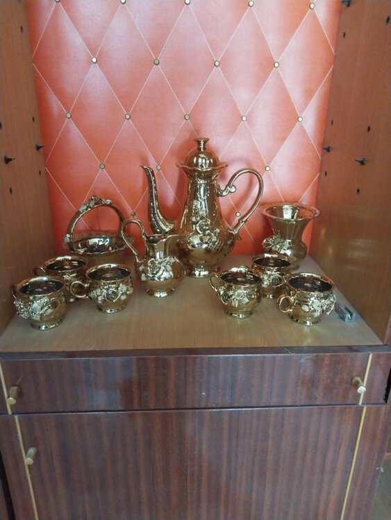 Продам чайный сервиз